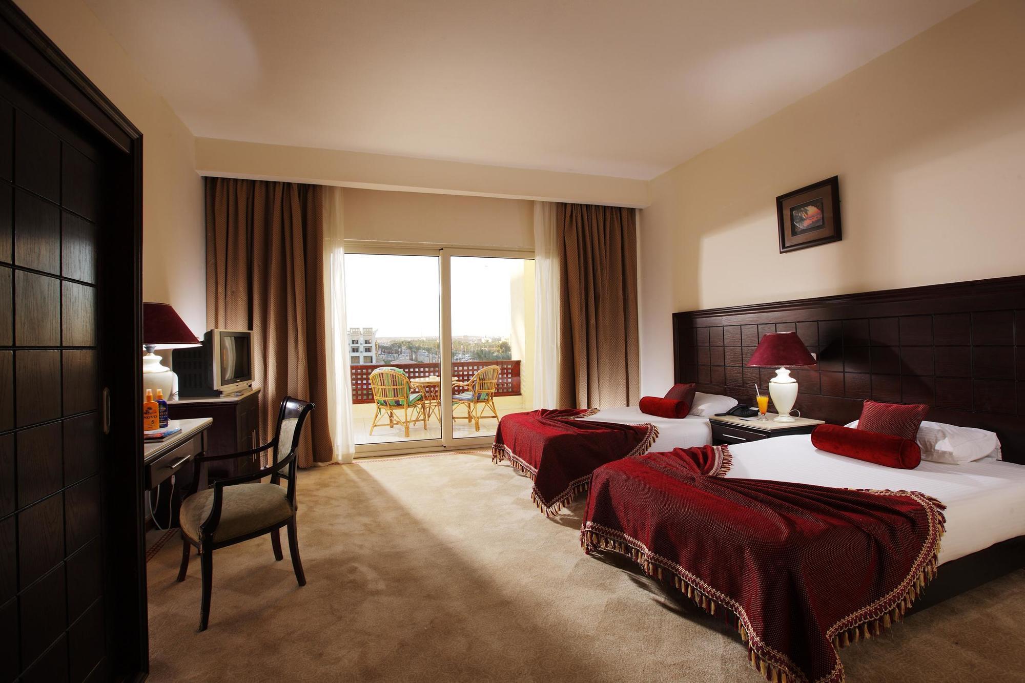 Golden 5 Sapphire Suites Hotel Hurghada Esterno foto