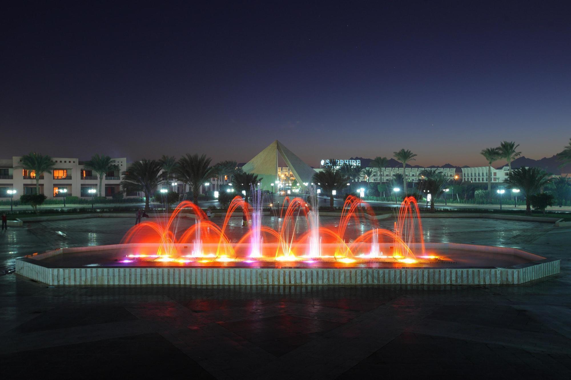 Golden 5 Sapphire Suites Hotel Hurghada Esterno foto