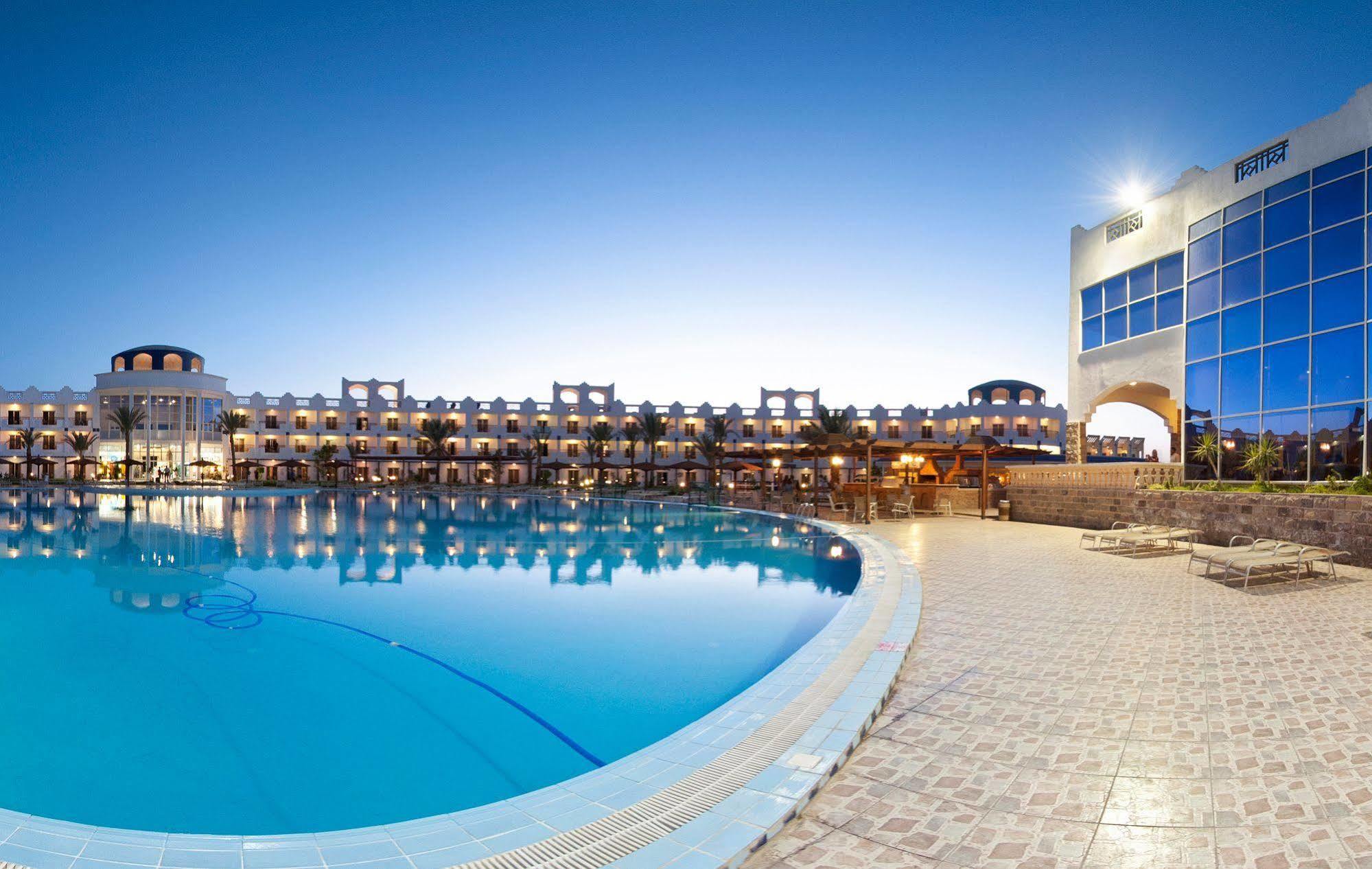Golden 5 Sapphire Suites Hotel Hurghada Esterno foto