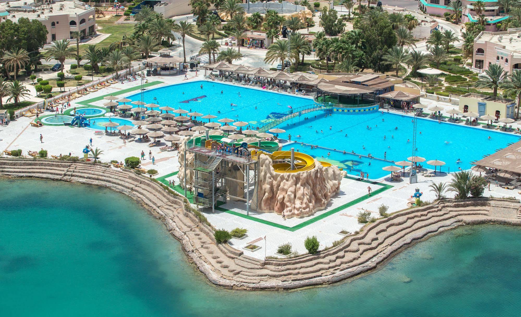Golden 5 Sapphire Suites Hotel Hurghada Esterno foto