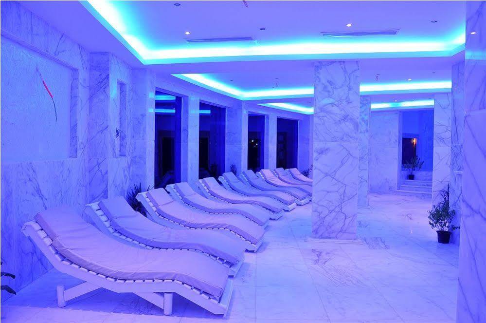 Golden 5 Sapphire Suites Hotel Hurghada Esterno foto